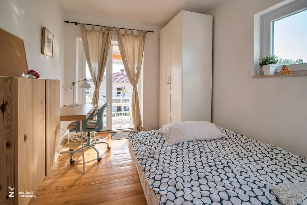 Apartment Apartmani Popovic Krk Town