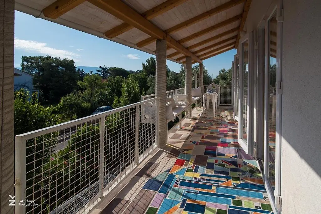 Apartment Apartmani Popovic Krk Town Croatia